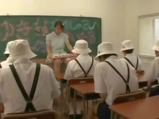 Japonská třída zábava video