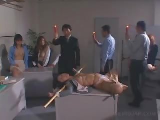 Japon x vergiye tabi film sperm değiştirme sauna ile groovy balmumu damladı üzerinde onu vücut